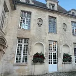 La Maison Saint Joseph 3* Crépy-en-Valois