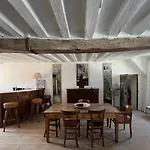La Maison Saint Joseph 3* Crépy-en-Valois