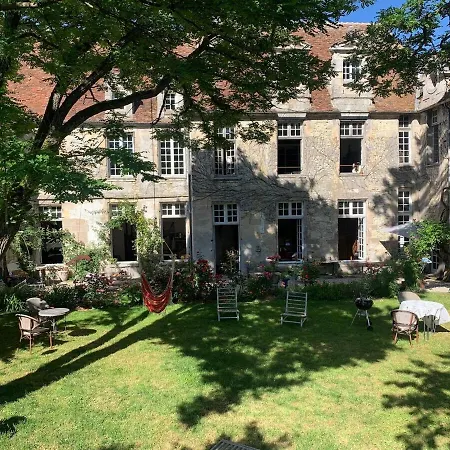 La Maison Saint Joseph * Crepy-en-Valois