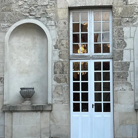 La Maison Saint Joseph Bed & Breakfast 3*