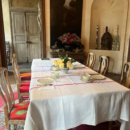 La Maison Saint Joseph Bed & Breakfast 3*