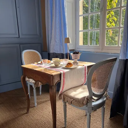 La Maison Saint Joseph Bed & Breakfast Crépy-en-Valois