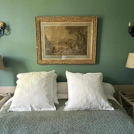 La Maison Saint Joseph Bed & Breakfast 3*
