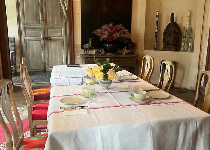 La Maison Saint Joseph Couette-café 3*