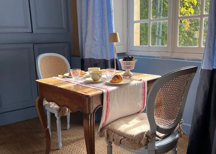 La Maison Saint Joseph Couette-café Crépy-en-Valois