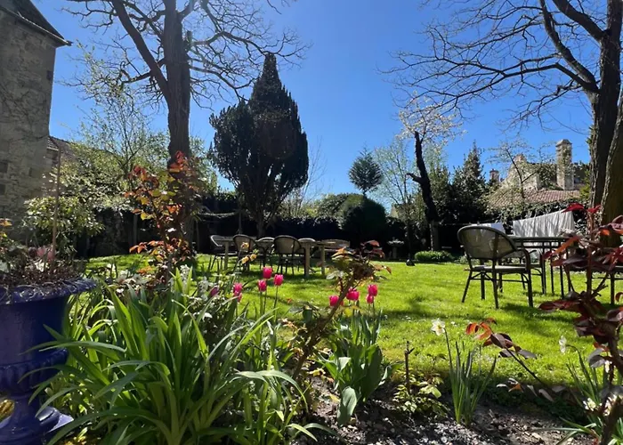 Bed & Breakfast La Maison Saint Joseph 3*