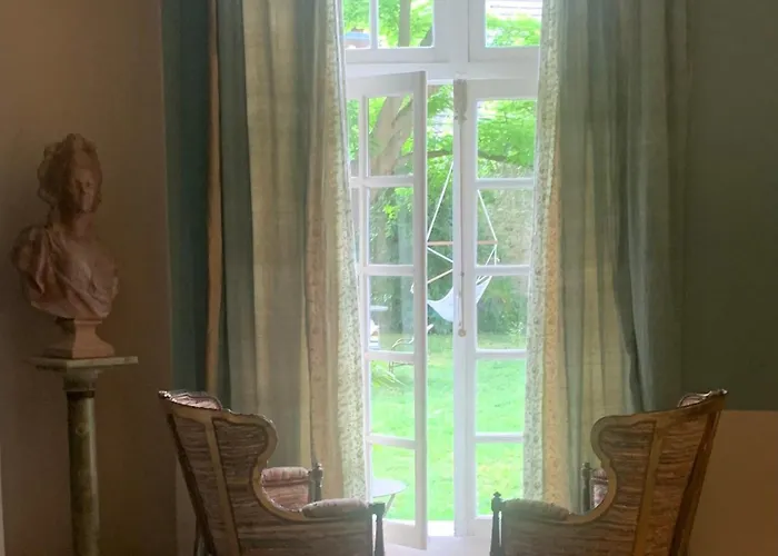 La Maison Saint Joseph Bed & Breakfast Crepy-en-Valois